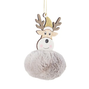 Decorazione natalizia: testa di renna in legno con pompon di pelliccia come decorazione per l'albero di Natale.