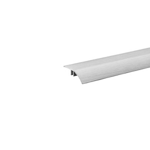 Battiscopa t.b.t. in metallo argentato, vista di profilo.