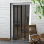 Tenda a lamelle antracite 95x220 cm come zanzariera davanti a una porta del patio.