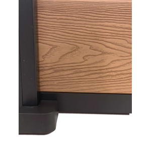 Fascia superiore e inferiore in PWC per pannello nero
