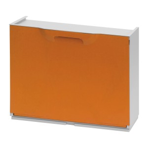 Scarpiera arancione t.b.t. con struttura bianca.