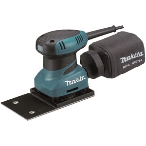 Levigatrice orbitale Makita con sacchetto raccoglipolvere per legno.