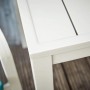 Dettaglio: Sedia impilabile Prata color ecru con cuscino, mobile da balcone.