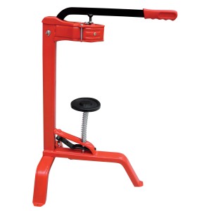 Macchina rossa t.b.t. per la raccolta, vista dettagliata.