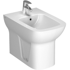Bidet t.b.t. bianco con rubinetto, vista frontale.