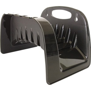 Supporto per tubo da irrigazione nero da montare a parete.