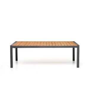 Tavolo da giardino rettangolare con listelli in legno e telaio grigio.
