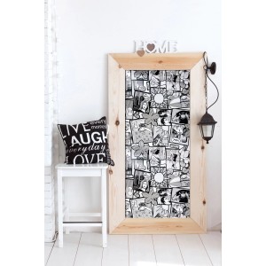 Pellicola adesiva t.b.t. con motivo a fumetti in bianco e nero, incorniciata in legno chiaro.