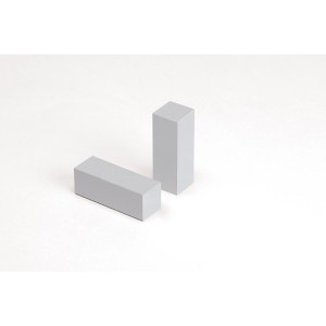 Due elementi Listoni t.b.t. grigi su sfondo bianco.