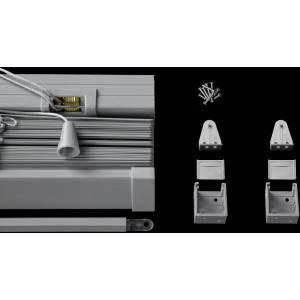 Veneziana t.b.t. grigia con accessori di montaggio.