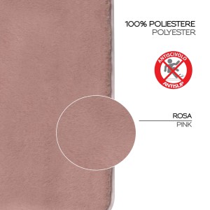 Dettaglio di un tappeto da bagno t.b.t. rosa in poliestere con rivestimento antiscivolo.