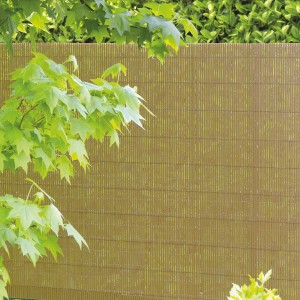 Stuoia di bambù t.b.t. come protezione per la privacy in giardino, aspetto naturale.