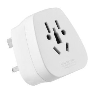 Adattatore multiplo t.b.t. bianco per vari tipi di spine.