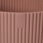 Vaso per fiori Elho Vibes Fold, Ø 25 cm, rosa tenue, con texture a coste.