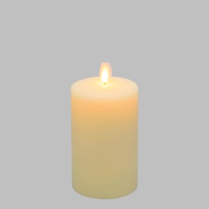 Candela decorativa a LED per interni, luce bianca calda, fiamma ingannevolmente reale.