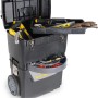 Carrello portautensili Stanley 1-93-968 con utensili e scomparti.