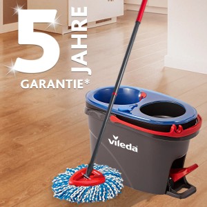 Set pulizia Vileda H2PrO con secchio, mocio e panno in microfibra per pulizia igienica dei pavimenti.