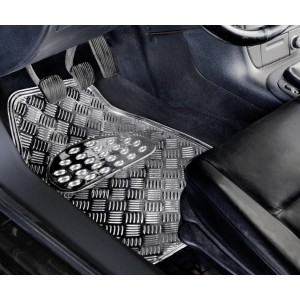 Set 4 tappetini auto OBI Silverline effetto alluminio mandorlato cromato.