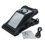 Luce solare nera con clip, pannello LED e sensore di movimento per illuminazione decorativa.