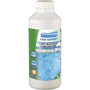 Flacone di Pool Expert antialghe concentrato per piscine.