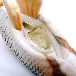 Magic Fish giocattolo per gatti, 32cm, con erba gatta. Gioco interattivo a forma di pesce.