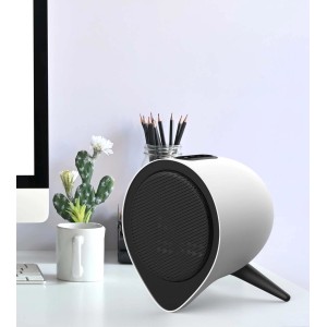 Termoventilatore elettrico t.b.t. bianco e rotondo con griglia nera su una scrivania.