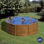 Piscina rotonda Gre Pool Sicilia effetto legno (Ø 350 cm), bambini che nuotano nella piscina da giardino.
