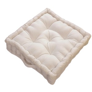 Cuscino quadrato trapuntato color crema.