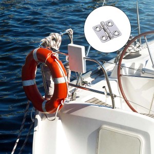 t.b.t. su una barca. Accessori per nautica.