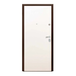 Porta blindata bianca con telaio marrone, maniglia e spioncino.