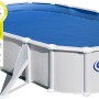Piscina fuori terra ovale Gre Atlantis in acciaio bianco, 500x300x132 cm, con liner blu.