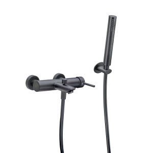 Miscelatore per vasca t.b.t. nero con doccetta.