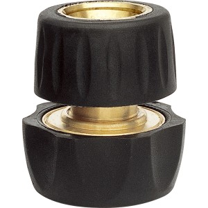 t.b.t. Raccordo per irrigazione in plastica nera e ottone.