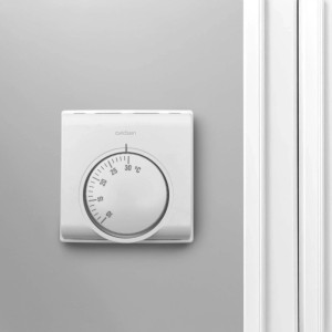 Termostato ambiente meccanico a rotella con interruttore On/Off Avidsen