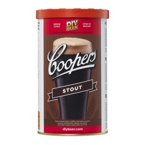 Kit per birra Stout Coopers per homebrewer, lattina con ingredienti per birra scura.
