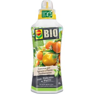 Concime liquido COMPO BIO per agrumi, flacone da 1 litro.