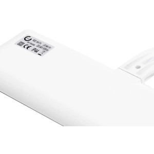 Dettaglio di un mobiletto a specchio bianco. Accessori per specchi.