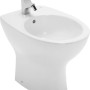 Bidet t.b.t. bianco con rubinetto, vista frontale.