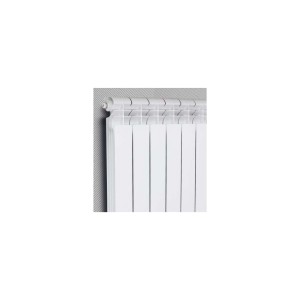 Radiatore bianco per interni, dettaglio.