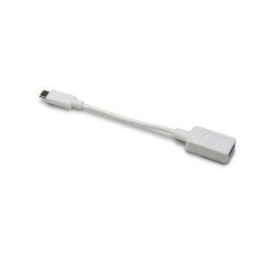 Adattatore t.b.t. bianco per accessori cellulari con connettore USB-C e USB-A.