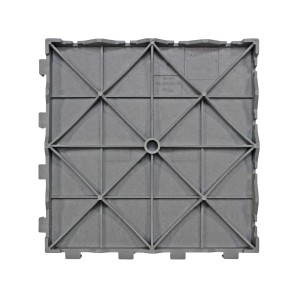 Piastrella per esterni t.b.t. grigia, vista dettagliata del lato inferiore.