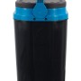 Contenitore da campeggio nero con coperchio e manico blu.