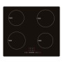 Piano cottura a induzione t.b.t. nero con quattro zone di cottura e display digitale.