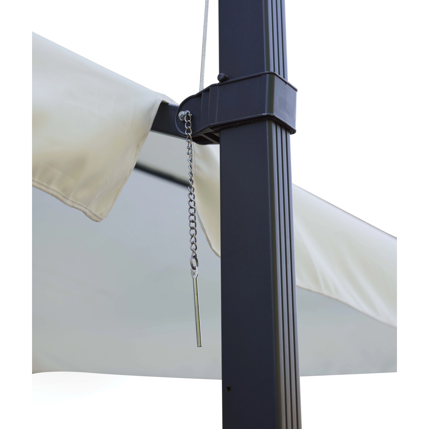 Dettaglio: meccanismo di un ombrellone a braccio t.b.t. con manovella e palo.