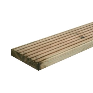 Legno profilato per esterni, superficie scanalata.