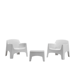 Set di mobili da giardino t.b.t. bianco con due poltrone e un tavolo.