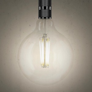 Lampadina LED E27 t.b.t. con bulbo in vetro trasparente e filamento a vista.