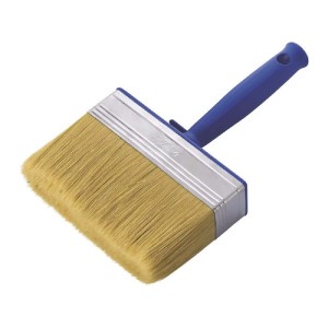 Pennello largo con manico blu per una stesura uniforme della pittura.