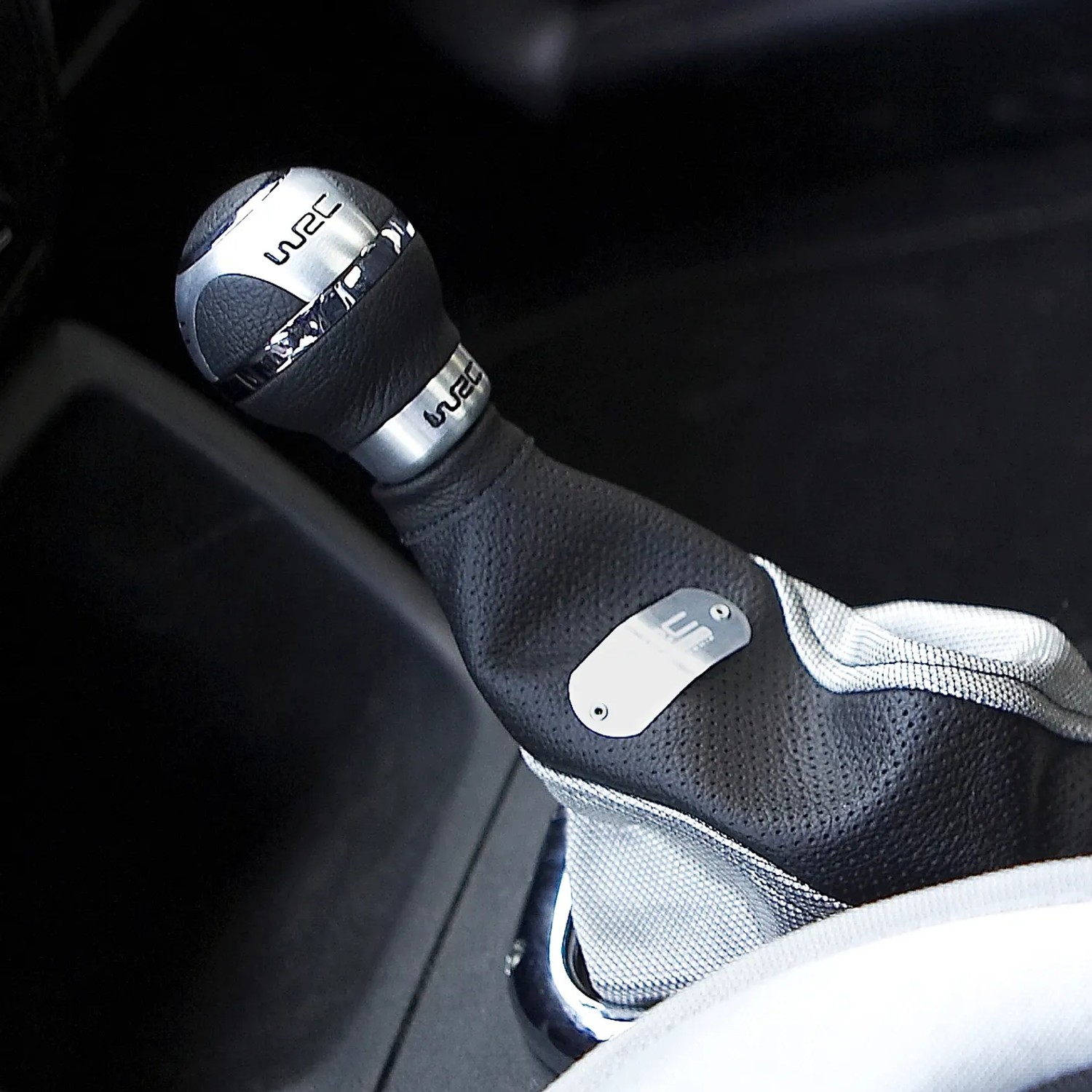 Leva del cambio per interni auto, pelle e metallo, design WRC.