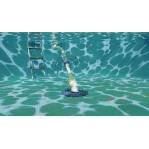 Pulitore automatico per piscina Gre bianco per pareti e fondo in uso sott'acqua.